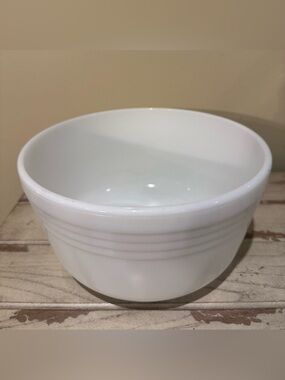 Vintage Pyrex Hamilton Beach White Milk Glass Ribbed Mixing Bowl - Model 3